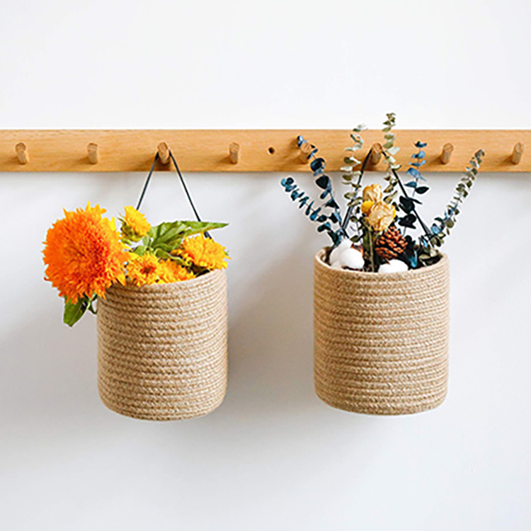 Small Woven Wall Mounted Hanging Cotton Rope Storage Basket